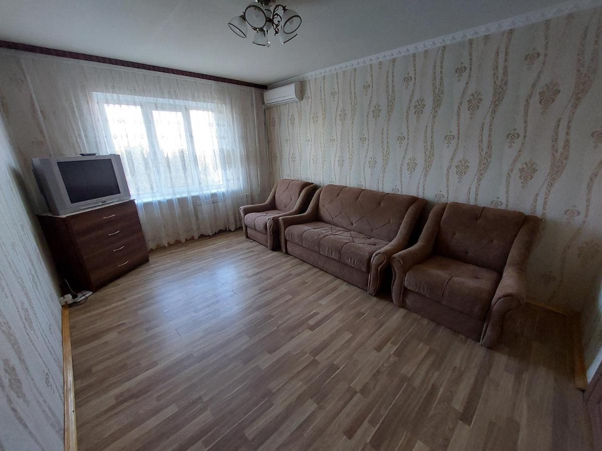 2К Апартаменты Ул.Ревуцкого 19/1 Kyjev Exteriér fotografie