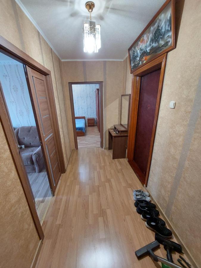 2К Апартаменты Ул.Ревуцкого 19/1 Kyjev Exteriér fotografie